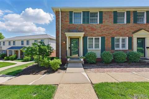 8959 S Swan Circle, Saint Louis, MO 63144