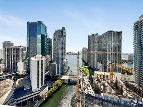 31 SE 5th St, Miami, FL 33131