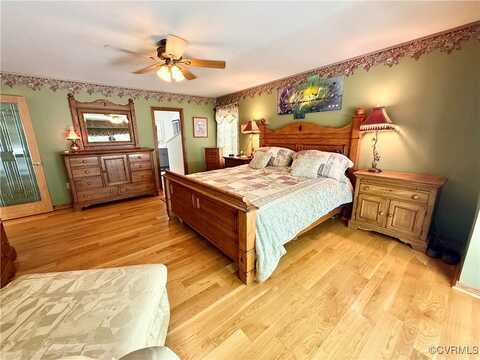 778 Overton Dr, Mineral, VA 23117