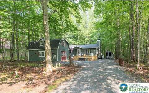 266 Maxatawny Drive, Coolbaugh Twp, PA 18347