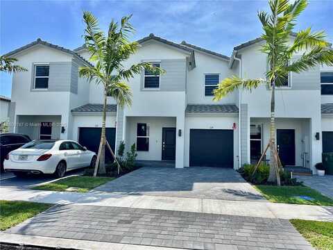 114 SW 184th Pl, Pembroke Pines, FL 33029