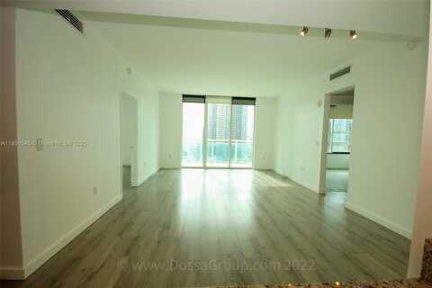 951 Brickell Ave, Miami, FL 33131