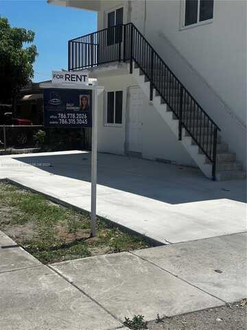 828 NW 23rd Ct, Miami, FL 33125