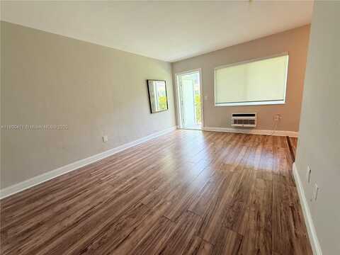 9270 E Bay Harbor Dr, Bay Harbor Islands, FL 33154