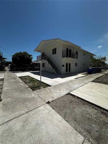 828 NW 23rd Ct, Miami, FL 33125