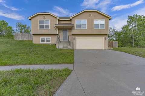 2336 Fox Sparrow Court, Junction City, KS 66441