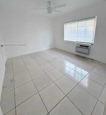 7445 Harding Ave, Miami Beach, FL 33141