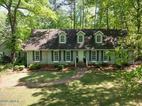 5761 Kentucky Downs Drive, Macon, GA 31210