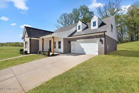 1184 Creekside Lane, Hernando, MS 38632