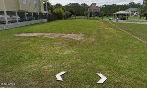 25 Golf View Drive, Pass Christian, MS 39571