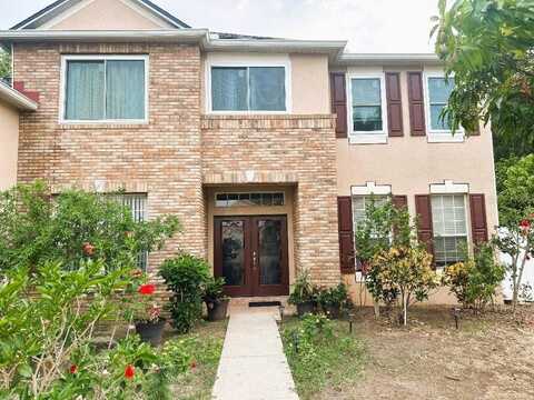 211 HUNT STREET, CLERMONT, FL 34711
