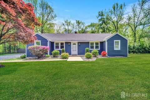 15 Federal Road, Monroe, NJ 08831