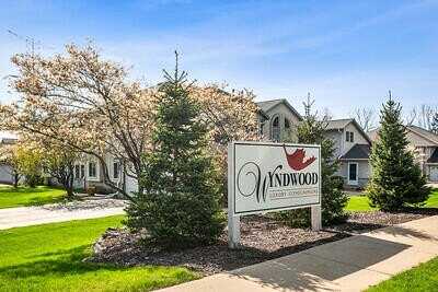 1029 Guthrie Rd, Waukesha, WI 53186