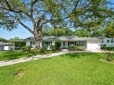 1426 CRESTVIEW DRIVE, MOUNT DORA, FL 32757