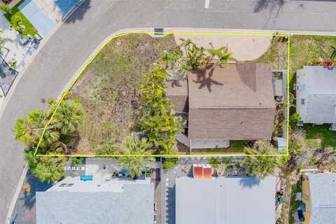 18198 3RD STREET E, REDINGTON SHORES, FL 33708