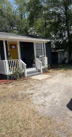 5004 E SENECA AVE, TAMPA, FL 33617