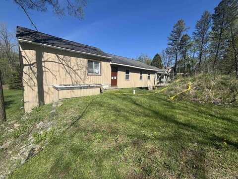 7415 Linden, Fenton, MI 48430
