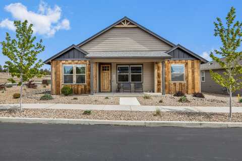 4110 SW 40th Street, Redmond, OR 97756