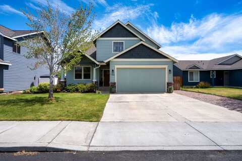 964 SW 25th Lane, Redmond, OR 97756