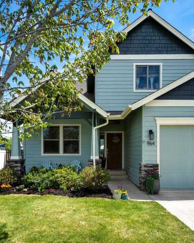 964 SW 25th Lane, Redmond, OR 97756