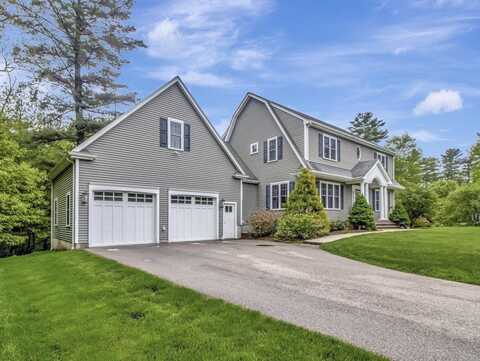4 Buckskin Dr, Mansfield, MA 02048
