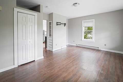 1-3 Oak Street, Clinton, MA 01510