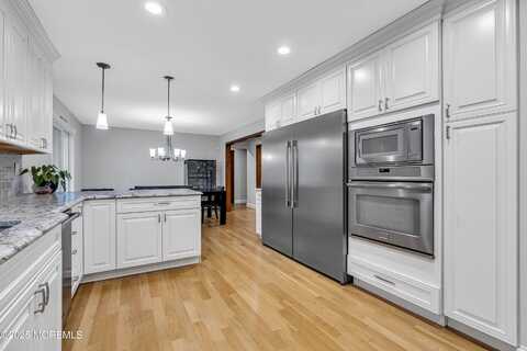 1656 Martin Road, Wall, NJ 07753