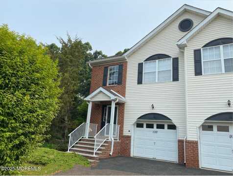 100 Heron Court, Manalapan, NJ 07726