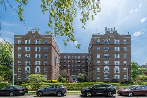 175-06 Devonshire Road, Jamaica, NY 11432