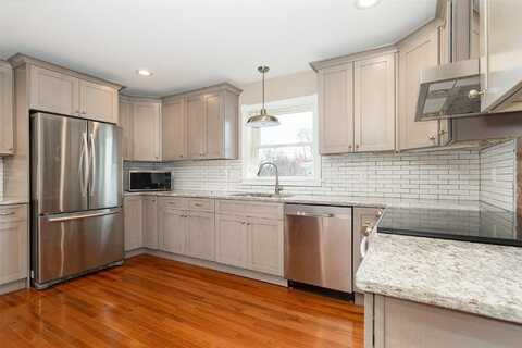 204 Mill Street, Poughkeepsie, NY 12601