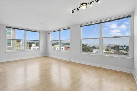 8200 Oceanview TER 302, SAN FRANCISCO, CA 94132