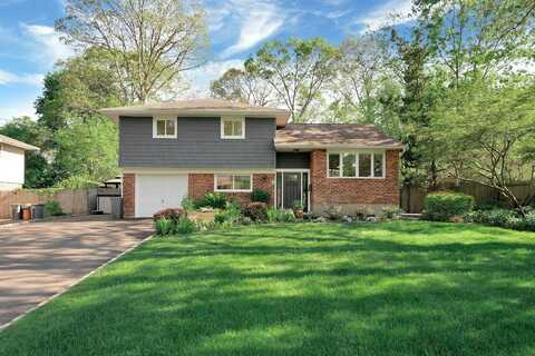 24 Harvard Lane, Commack, NY 11725