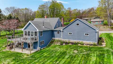 2863 Middle Road, Sidney, ME 04330