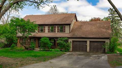 8s741 YACKLEY Avenue, Naperville, IL 60565