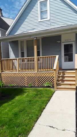6834 S CARPENTER Street, Chicago, IL 60621
