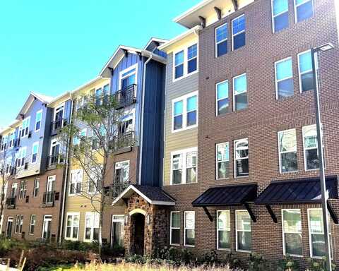 700 E Algonquin Road, Schaumburg, IL 60173