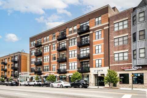 3245 N Ashland Avenue, Chicago, IL 60657