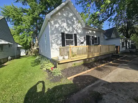 310 N Mulberry Street, Clinton, IL 61727
