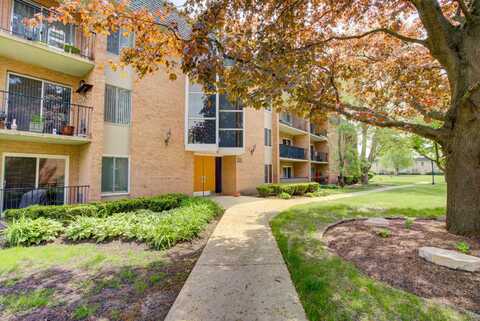 1052 N Mill Street, Naperville, IL 60563