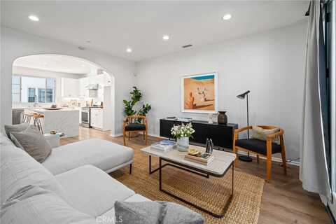 1752 Grand Avenue, Long Beach, CA 90804