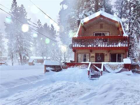 802 Robinhood Boulevard, Big Bear City, CA 92314