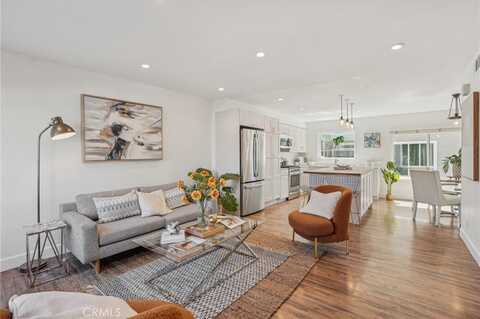 720 Waterloo Street, Los Angeles, CA 90026