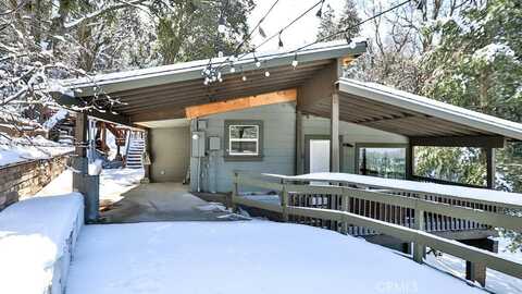 25000 Scenic View Drive, Crestline, CA 92325