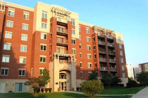 8711 W BRYN MAWR Avenue, Chicago, IL 60631
