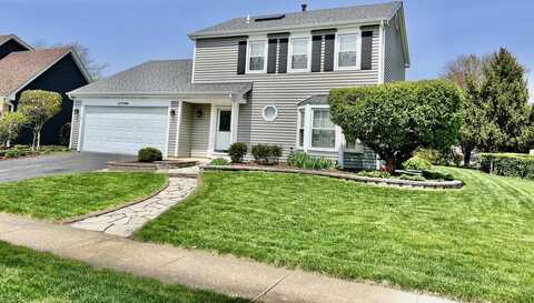 27w280 Churchill Road, Winfield, IL 60190
