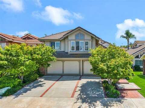 8102 E Sprucewood Avenue, Orange, CA 92869