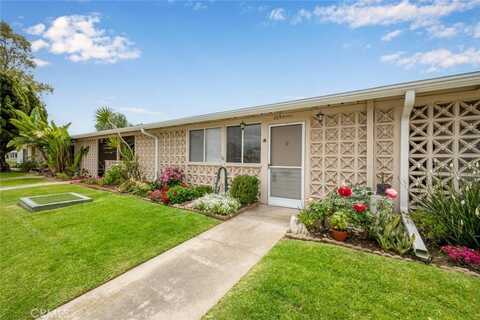 13121 M-11 Shawnee Lane, Seal Beach, CA 90740