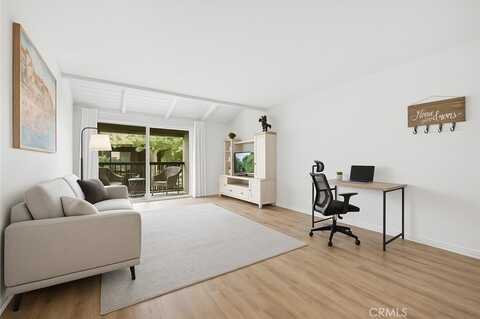 1000 W Macarthur Boulevard, Santa Ana, CA 92707