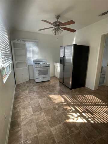 4221 5th Street, Riverside, CA 92501