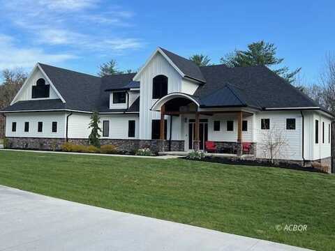 8231 ST RT 56 HWY, Athens, OH 45701